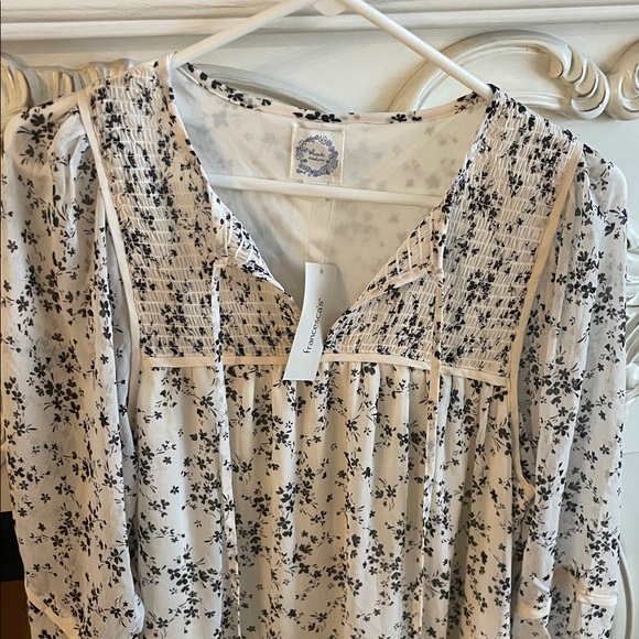 Blue Rain Floral Long Sleeve Dress - Black and Off White - Picture 3 of 3